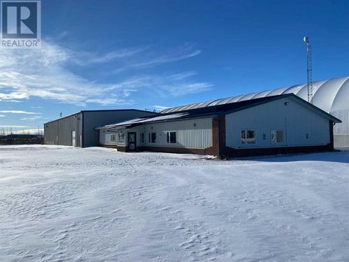 16705 44 Ave, Ponoka, AB, T4J1J8 | Card Image