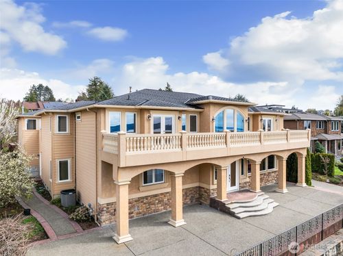 7613 N 10th St, Tacoma, WA, 98406-8456 | Card Image