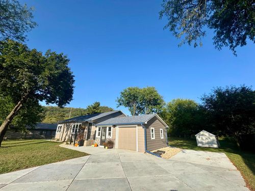 1855 Bohmann Dr, RICHLAND CENTER, WI, 53581-2908 | Card Image