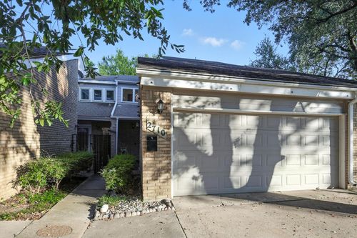 2710 Meadowstone Ct, Carrollton, TX, 75006-4761 | Card Image