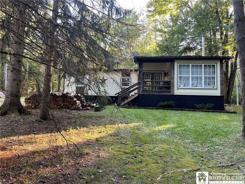 605 Guernsey Hollow Rd, Frewsburg, NY, 14738-9722 | Card Image