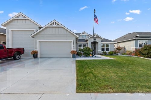 18131 N Phlox Way, Nampa, ID, 83687-7805 | Card Image