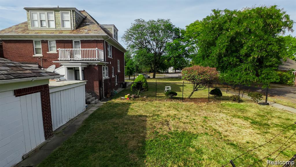 Residential in Detroit 3