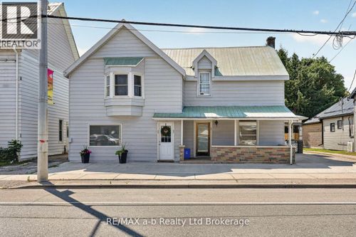133 Dundas Street W, Zorra (Thamesford), ON, N0M2M0 | Card Image