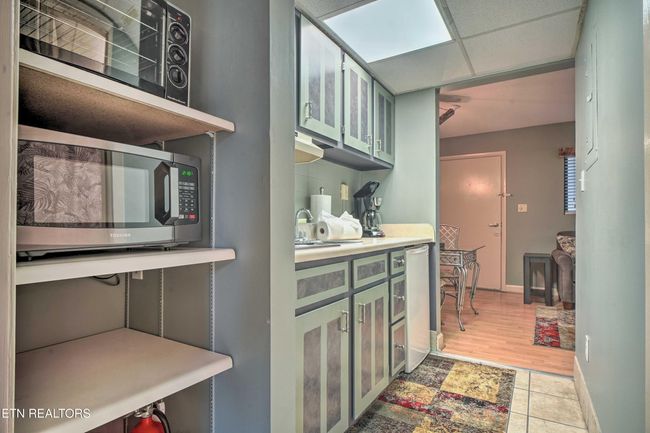 306 - 685 River Rd, Condo with 1 bedrooms, 1 bathrooms and null parking in Gatlinburg TN | Image 17