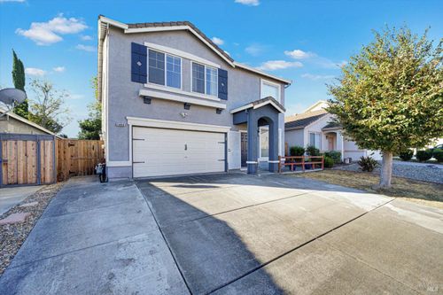 1896 Clarendon Dr, Fairfield, CA, 94534-6419 | Card Image