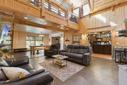 2060 Labeaux Ave Ne, Saint Michael, MN, 55376-9377 | Card Image