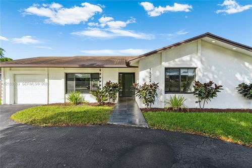 9122 Sw 127th Ave, Miami, FL, 33186-1854 | Card Image