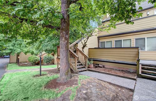apt-421-1611 Ne 113th St, Vancouver, WA, 98686-4073 | Card Image