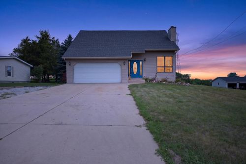 268 Somerset Dr, Brooklyn, MI, 49230-9762 | Card Image