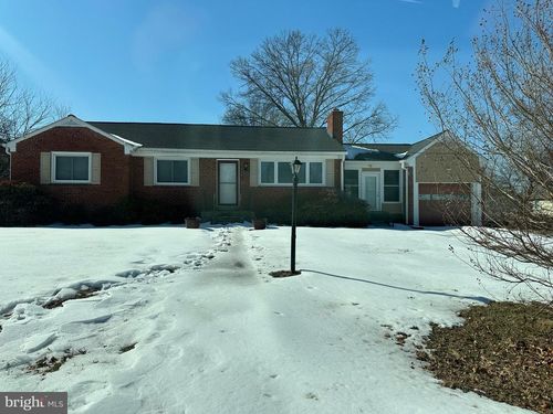 1504 5th St, GLENARDEN, MD, 20706-1620 | Card Image