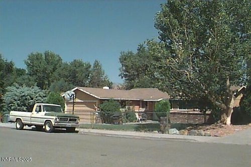 3404 Selby St, Carson City, NV, 89701-3424 | Card Image