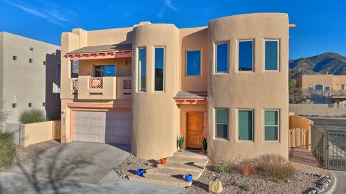 6300 Calla Lily Cir Ne, Albuquerque, NM, 87111-7128 | Card Image
