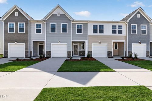 2938 Hickory Field Dr, Raleigh, NC, 27616-9609 | Card Image