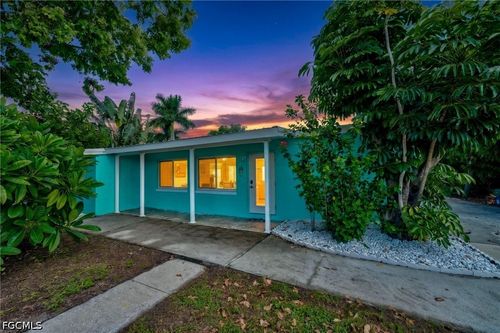 433 Notson Ter, Port Charlotte, FL, 33952-8343 | Card Image