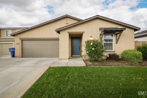 6012 Esmerelda Ave, Bakersfield, CA, 93313-4732 | Card Image