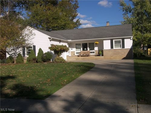 1775 Braeburn Park Dr, Euclid, OH, 44117-1800 | Card Image