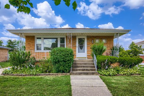 9000 Meade Ave, Oak Lawn, IL, 60453-1569 | Card Image