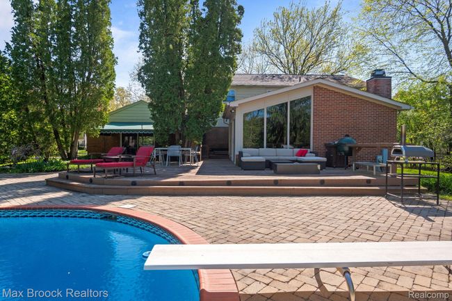 22491 N Nottingham Dr, House other with 4 bedrooms, 3 bathrooms and null parking in Beverly Hills MI | Image 43