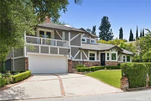 4080 Meadow Lark Dr, Calabasas, CA, 91302-1843 | Card Image