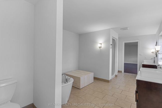 427194 25 Sideroad, House other with 8 bedrooms, 7 bathrooms and 10 parking in Mono ON | Image 28