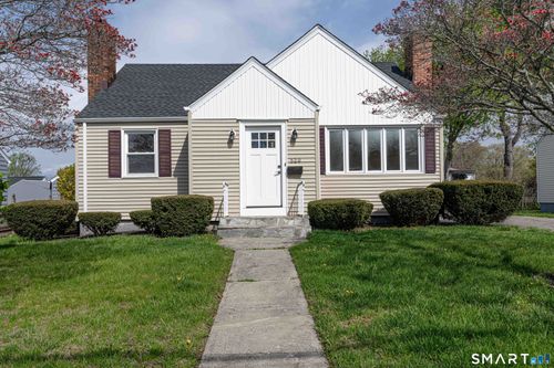 520 Goldenrod Ave, Bridgeport, CT, 06606-3323 | Card Image