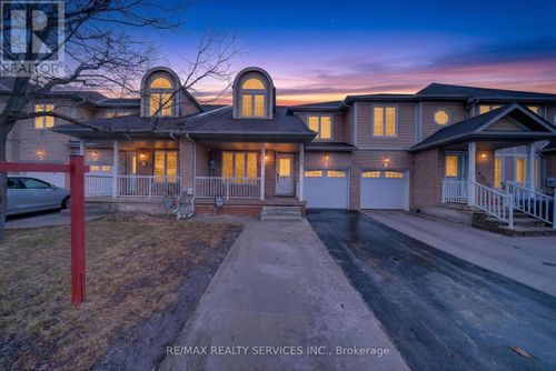 63 Irene Cres, Brampton, ON, L7A3E9 | Card Image