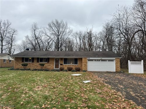 7051 Dogwood Lane, Mentor, OH, 44060 | Card Image