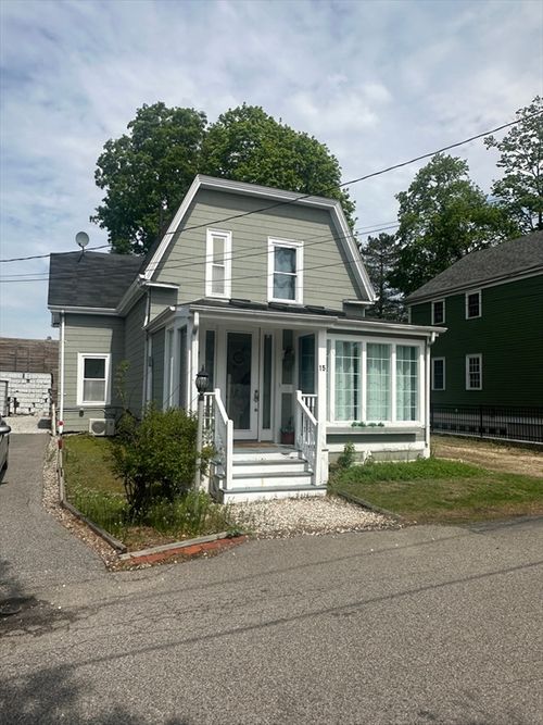 15 Simms Ct, Newton, MA, 02465-2232 | Card Image
