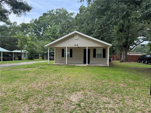 5619 1st St, Satsuma, AL, 36572-2325 | Card Image