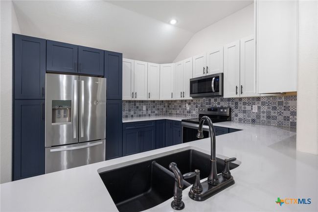 Kitchen | Image 13