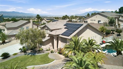 7064 New Moon Way, Las Vegas, NV, 89110-2939 | Card Image