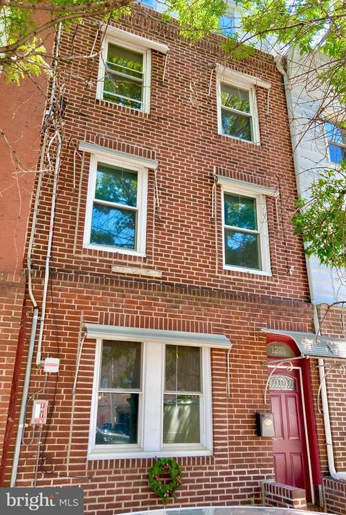 1221 S 8th St, PHILADELPHIA, PA, 19147-5128 | Card Image
