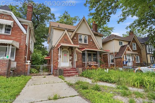 16247 Roselawn St, Detroit, MI, 48221-4929 | Card Image