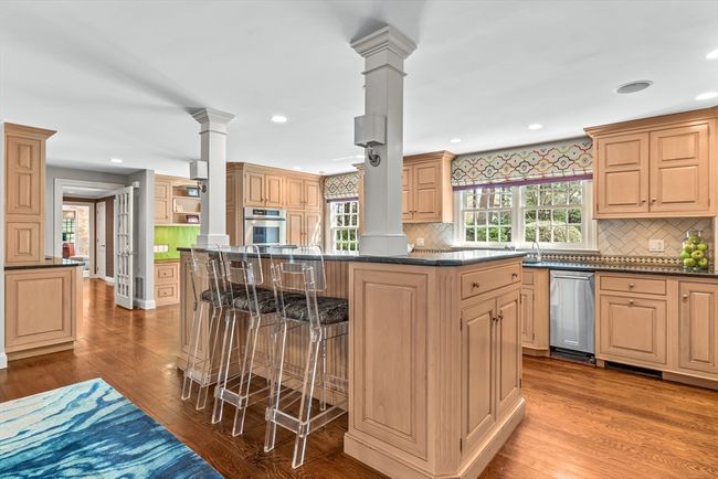 22 Chadwick Rd, House other with 5 bedrooms, 6 bathrooms and 6 parking in Weston MA | Image 8