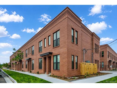 3314 Curtis St, Denver, CO, 80205 | Card Image