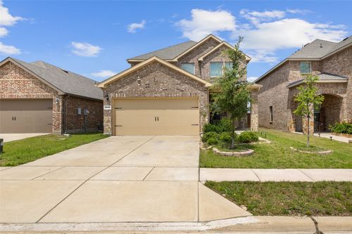 3005 Karsen Ln, Heartland, TX, 75126-3646 | Card Image
