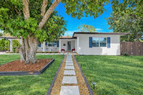 9305 Sw 178th Ter, Palmetto Bay, FL, 33157-5750 | Card Image
