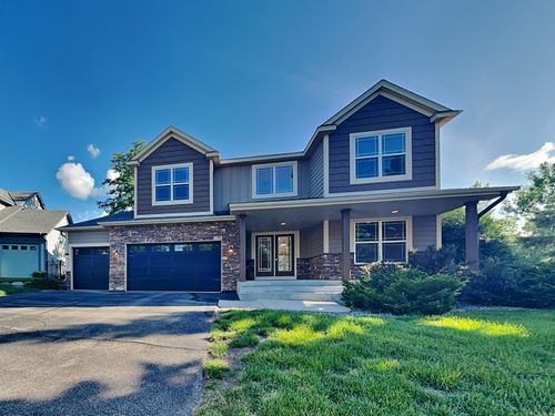 8132 Clifford Cir, Inver Grove Heights, MN, 55076-4571 | Card Image