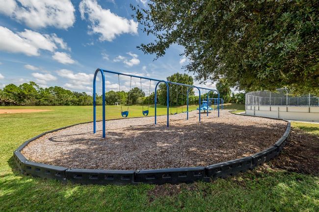 11649 Tempest Harbor Loop, House other with 3 bedrooms, 2 bathrooms and null parking in VENICE FL | Image 41