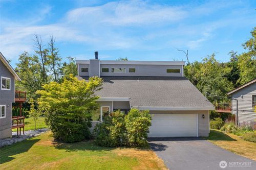 10128 63rd Pl W, Mukilteo, WA, 98275-4534 | Card Image