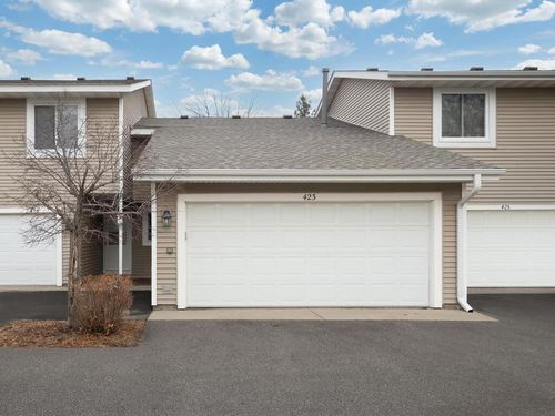 423 Whispering River Ln, Farmington, MN, 55024-1272 | Card Image