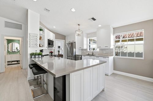 8190 Saint Johns Ct, Wellington, FL, 33414-7404 | Card Image