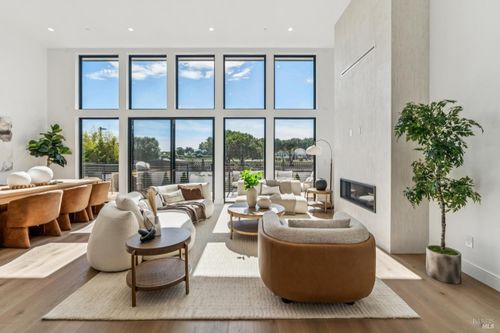 39 Strawberry Cir, Mill Valley, CA, 94941-4908 | Card Image