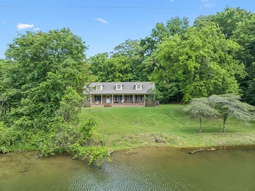 8663 Dog Branch Rd, Mount Pleasant, TN, 38474-2006 | Card Image