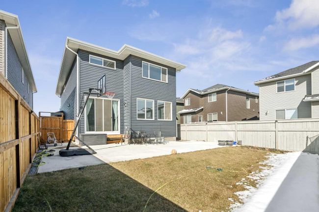 236 Red Sky Terrace Ne, Home with 6 bedrooms, 4 bathrooms and 4 parking in Calgary AB | Image 47
