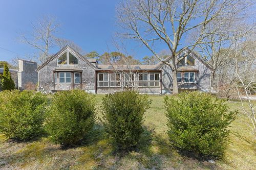85 Pier Rd, Wellfleet, MA, 02667-2208 | Card Image