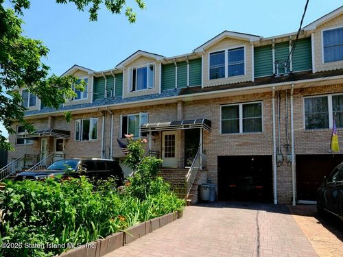 832 Patterson Ave, Staten Island, NY, 10306-6014 | Card Image