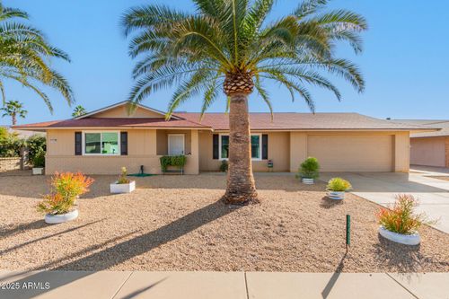 12407 W Flagstone Dr, Sun City West, AZ, 85375-4247 | Card Image