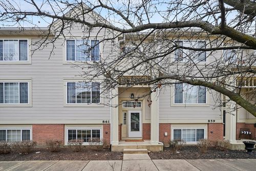 861-861 Pheasant Trl, St. Charles, IL, 60174-8802 | Card Image